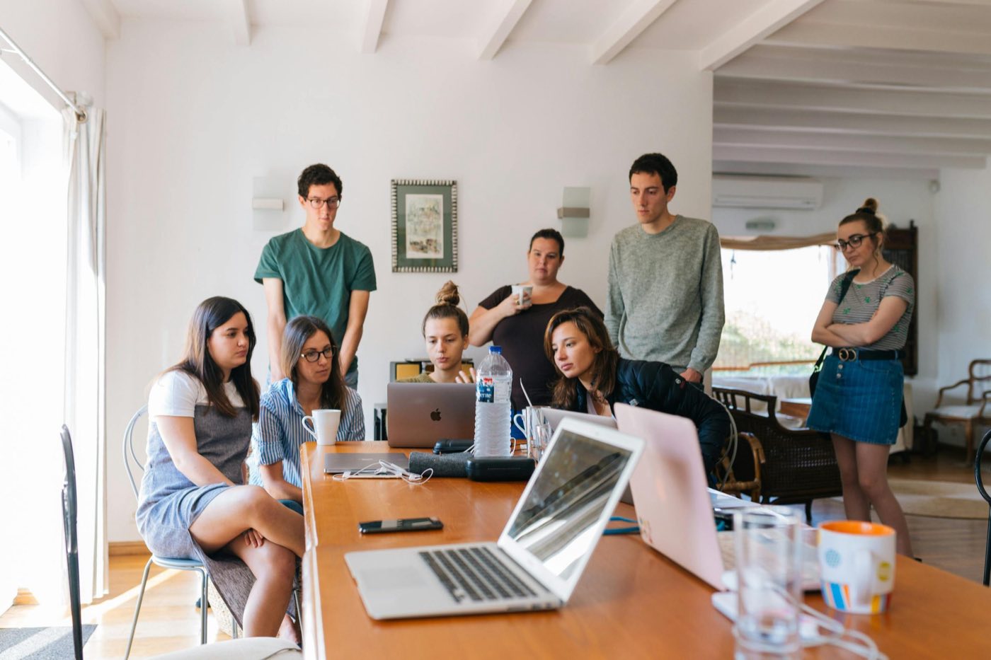Equipo Novak trabajando en un espacio colaborativo